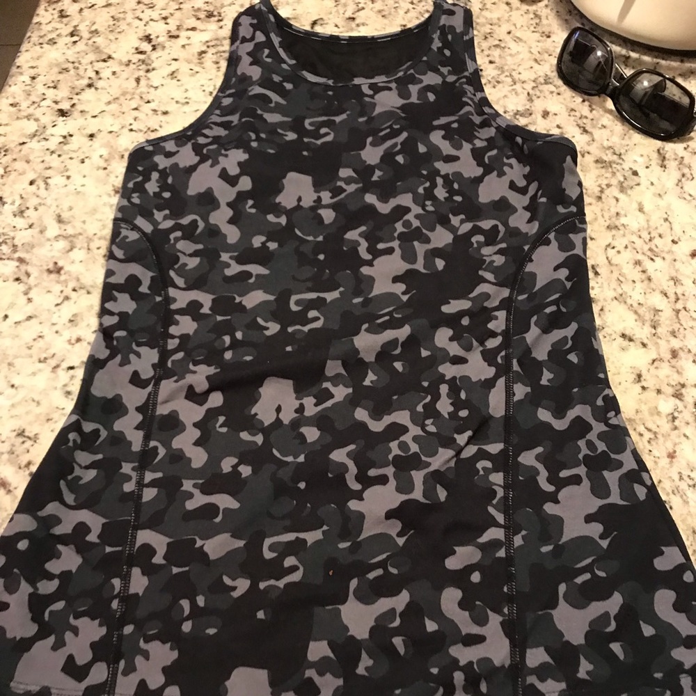 Miss Me Camouflage Workout Tank Top with Lots of Style Gray/Black/charcoal